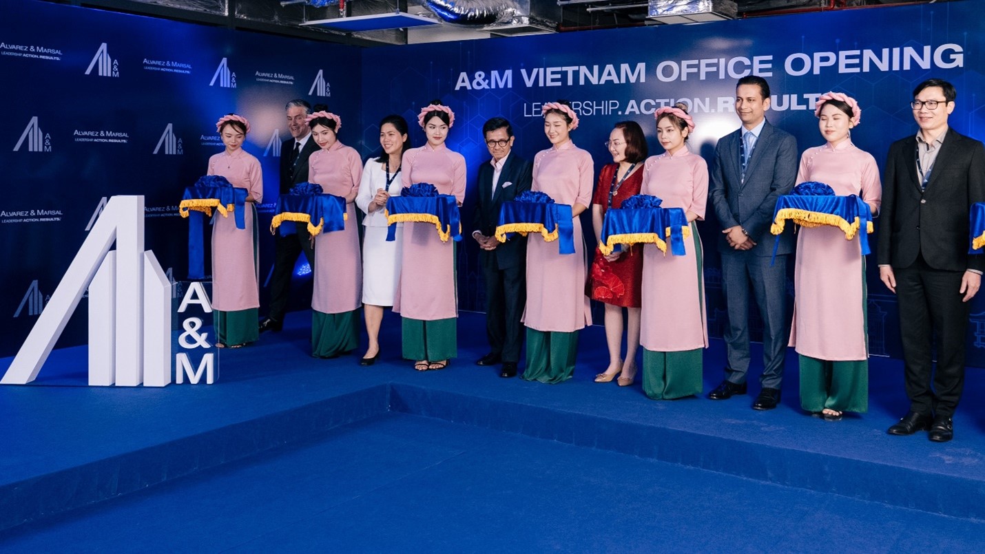 Đội ngũ nhân viên và dịch vụ hỗ trợ