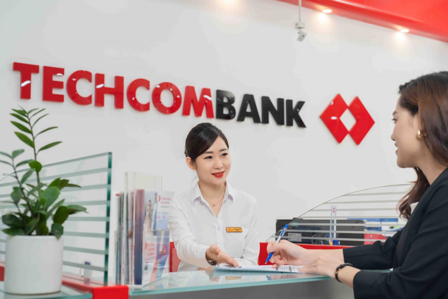 Ứng dụng công nghệ mới trong hoạt động kinh doanh